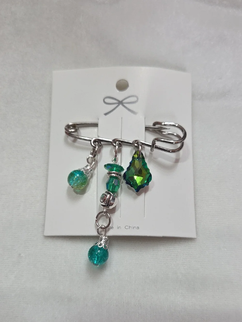 Hand Crafted Kilt Pin Brooch Elegant Beads Retro Vintage Style Unique Trendy